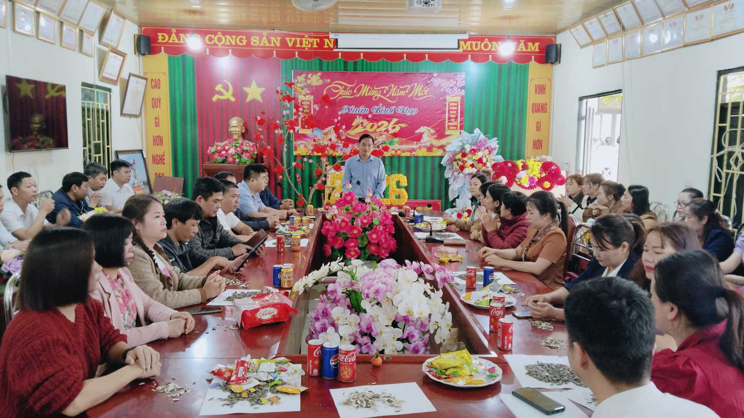 KHAI XUÂN ĐẦU NĂM BÍNH NGỌ TẠI TRƯỜNG PTDTBT TIỂU HỌC VÀ THCS MƯỜNG LUÂN